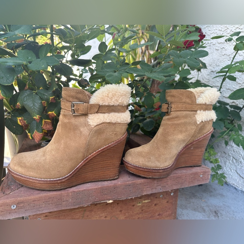 Ugg unkle boots